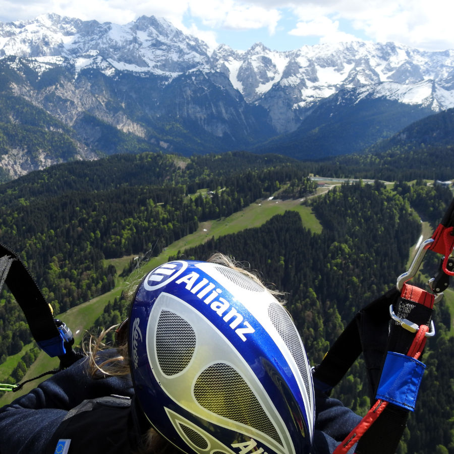 Ein perfekter Tag in Grainau: Wanklauf & Paragliding