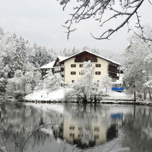 hotel-am-badersee_zugspitzdorf-grainau_021_winter