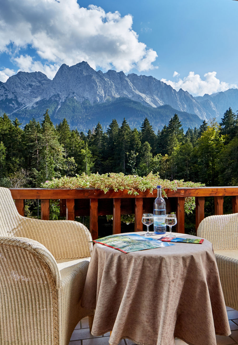Your Holiday in the Bavarian Alps - Hotel am Badersee