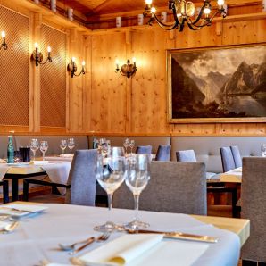 11_hotel-am-badersee-restaurant-werdenfels_1800x1000