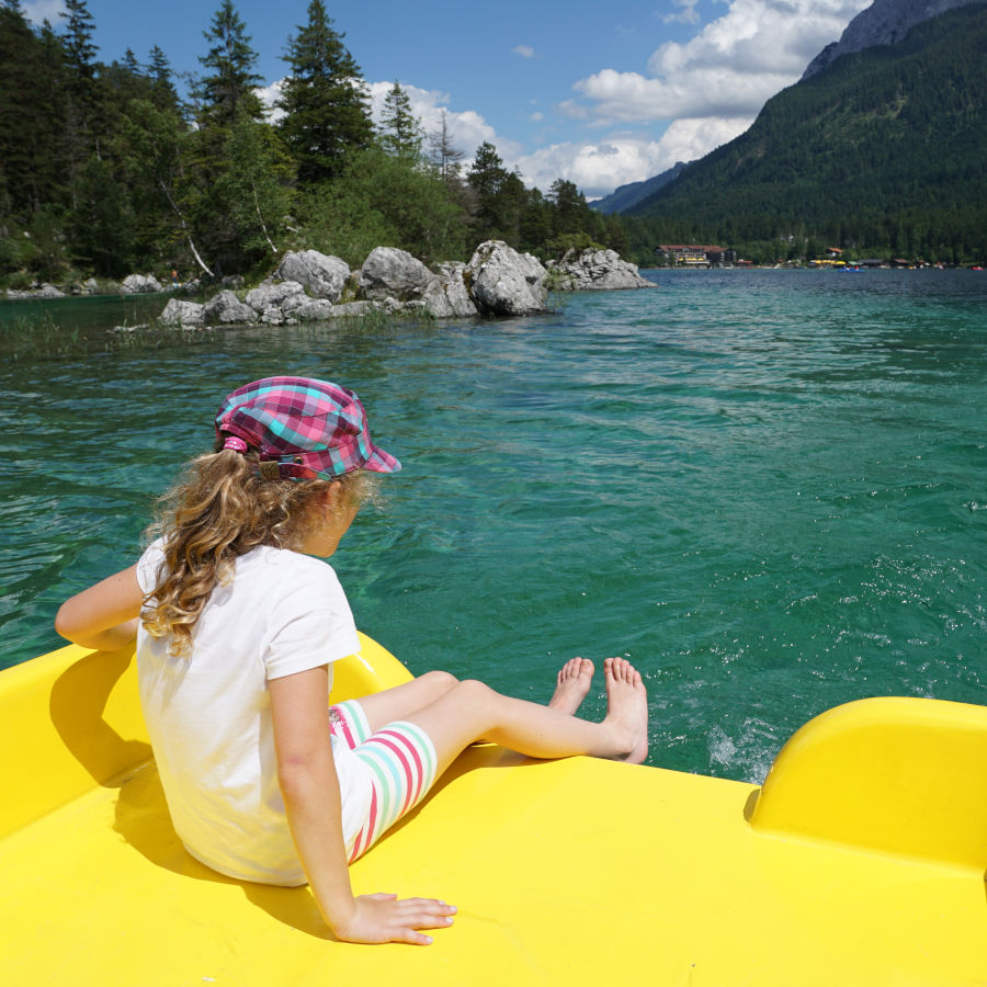 Familienspaß auf dem Wasser