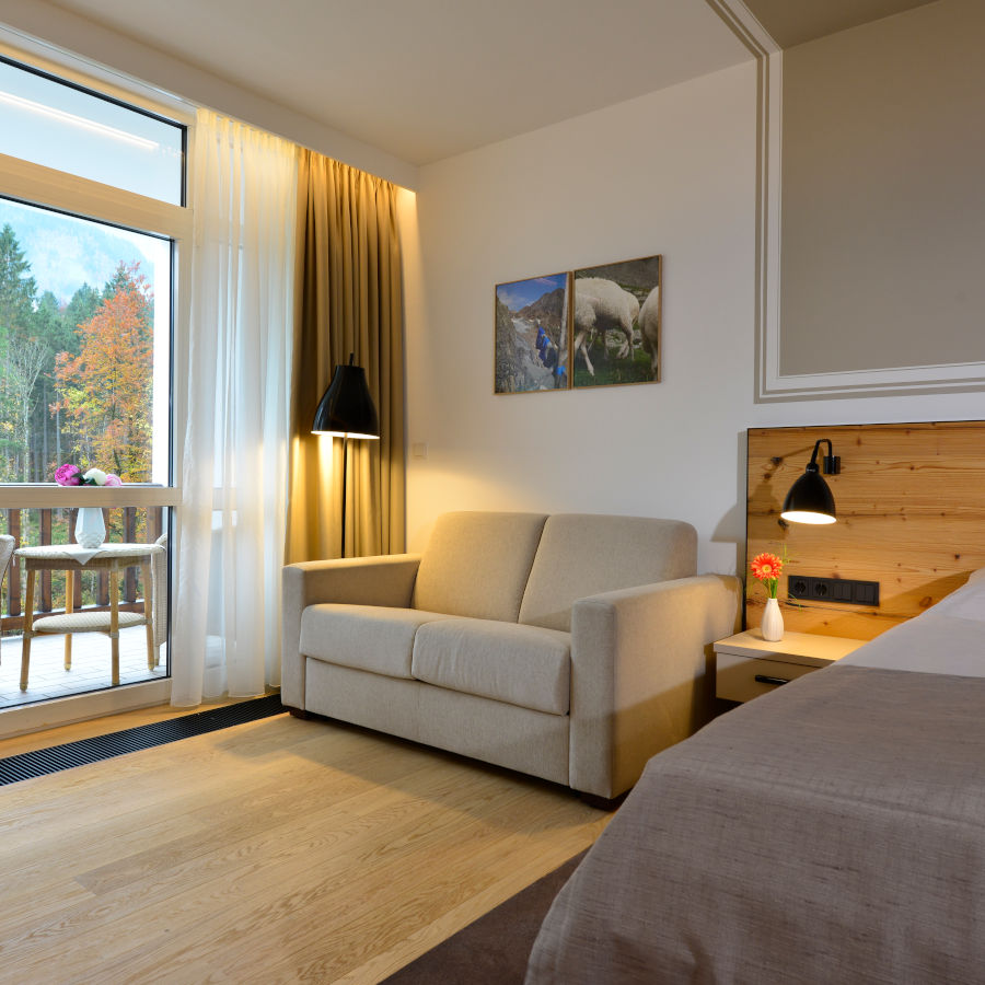 Seehaus-Dreibettzimmer im Hotel am Badersee