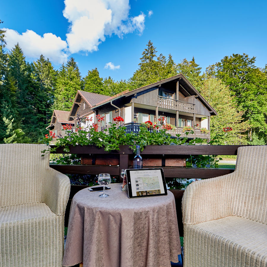 Landhaus-Familienzimmer im Hotel am Badersee