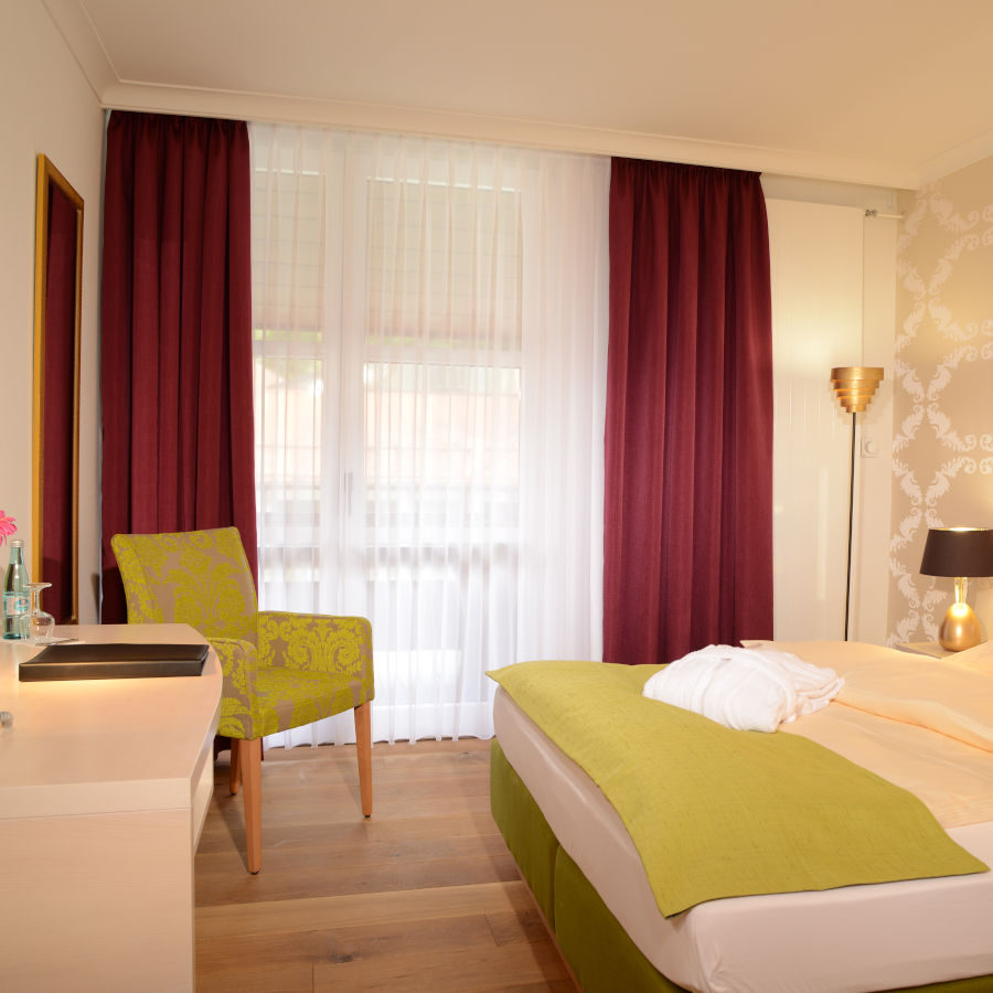 Landhaus-Komfortzimmer im Hotel am Badersee